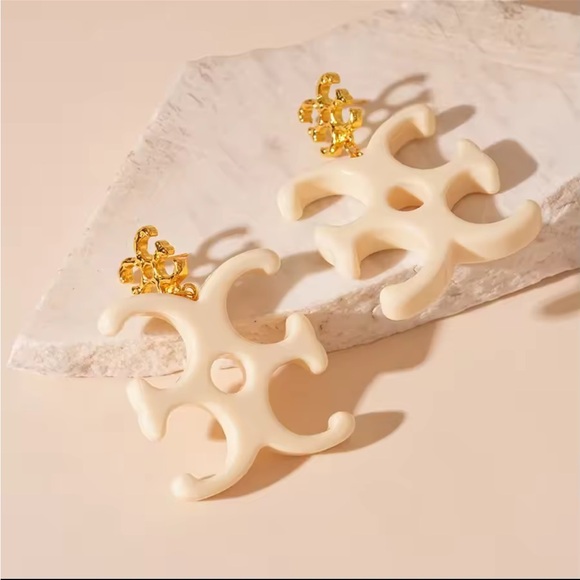 Tory Burch Cream and Gold Statement Earrings - Picture 2 of 2